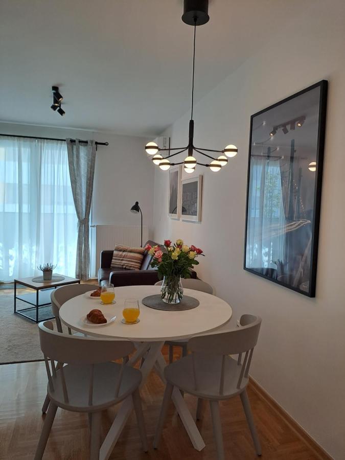 Abstract City Apartman*** ซาเกร็บ ภายนอก รูปภาพ